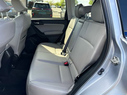 Used 2017 Subaru Forester 2.5i Limited AWD/4WD image 11