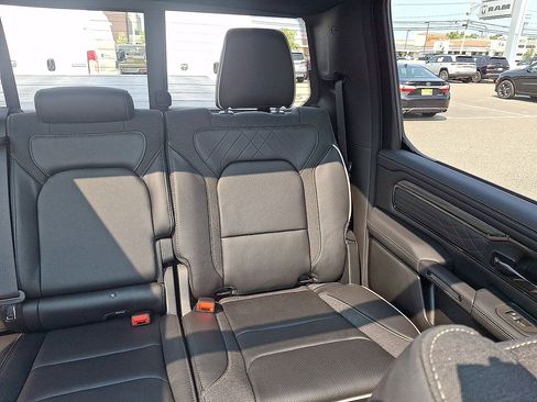 Used 2026 RAM 1500 Limited AWD/4WD image 14
