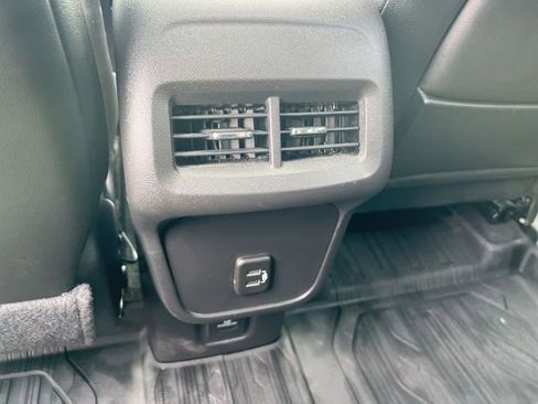 Used 2024 GMC Terrain SLT w/ Elevation Edition AWD/4WD image 21