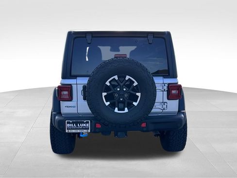 Used 2024 Jeep Wrangler Unlimited Rubicon 4xe w/ Capability Package AWD/4WD image 9