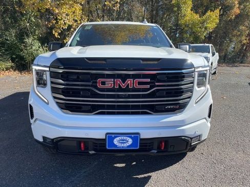 New 2026 GMC Sierra 1500 AT4 w/ AT4 Premium Package image 8
