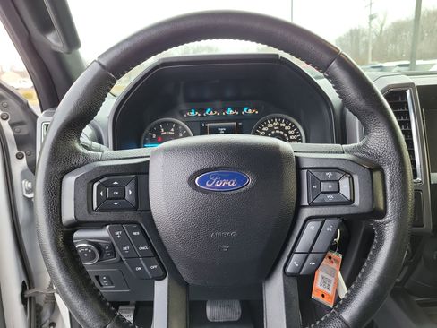 Used 2016 Ford F150 XLT w/ Equipment Group 302A Luxury image 21