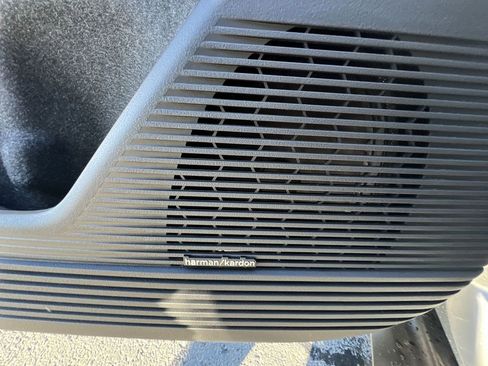 New 2026 Subaru Outback Touring XT image 25