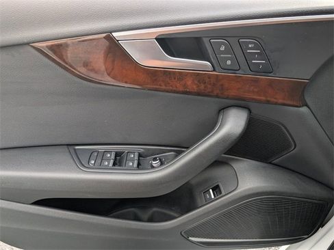 Used 2017 Audi A4 2.0T Premium Plus w/ Premium Plus Package image 34