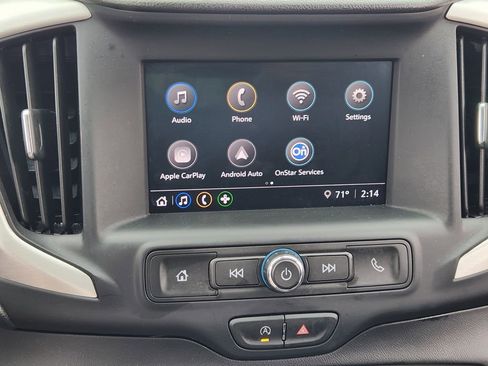 Used 2024 GMC Terrain SLE image 12