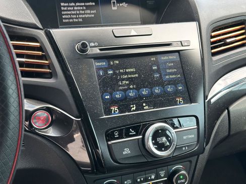 Used 2019 Acura ILX FWD image 11
