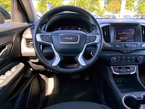 Used 2024 GMC Terrain SLE AWD/4WD image 6