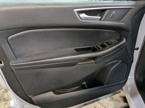Used 2018 Ford Edge SEL w/ Equipment Group 201A image 22