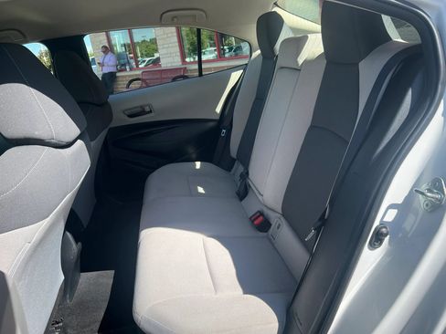 Used 2022 Toyota Corolla LE FWD image 8