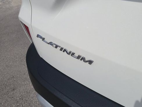 Used 2024 Ford Escape Platinum w/ Premium Technology Package image 6