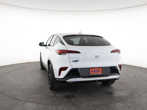 Used 2025 Buick Envista Sport Touring image 10