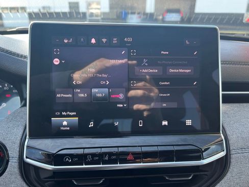 Used 2024 Jeep Compass Latitude w/ Convenience Group image 24