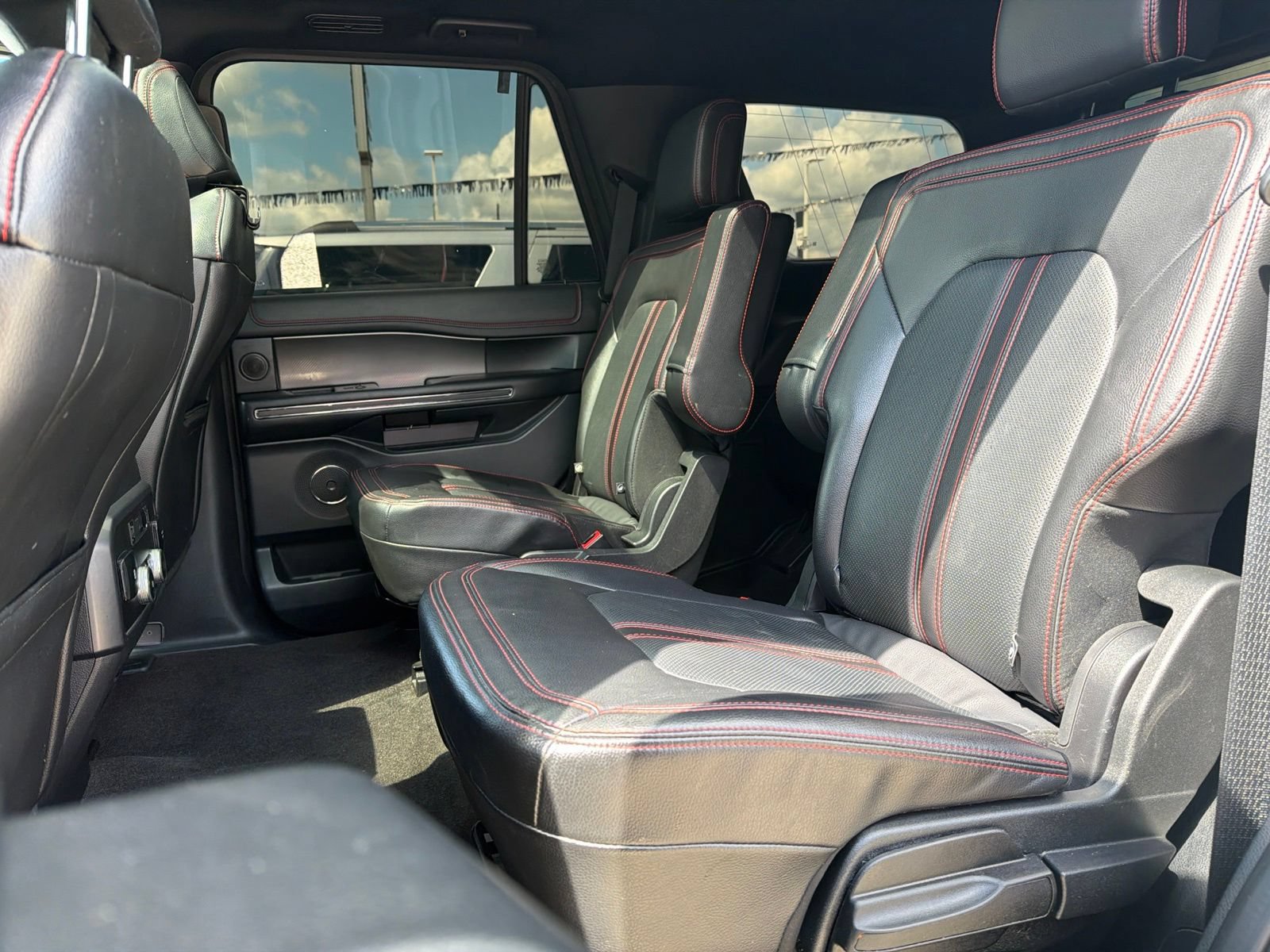 Used 2021 Ford Expedition Limited RWD image 12