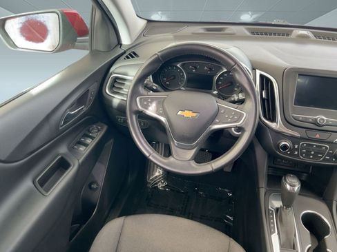 Used 2020 Chevrolet Equinox LT w/ Driver Convenience Package image 26