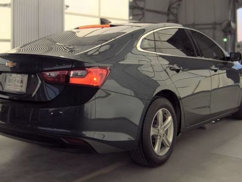 Used 2020 Chevrolet Malibu LS w/ Driver Confidence Package II FWD image 9