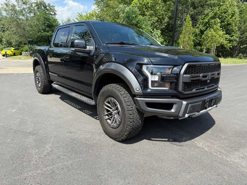 Used 2019 Ford F150 Raptor w/ Equipment Group 802A Luxury AWD/4WD image 4