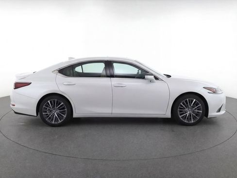 Used 2025 Lexus ES 350 w/ Premium Package image 8