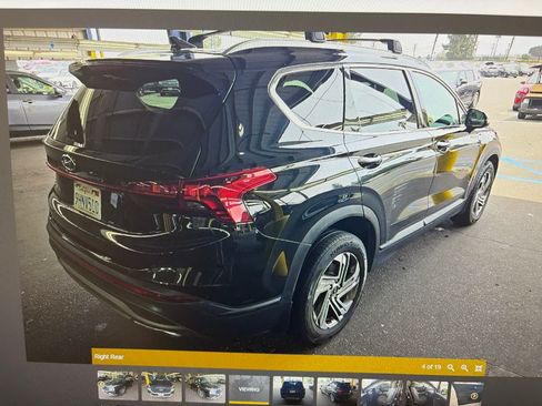 Used 2023 Hyundai Santa Fe SEL FWD image 3