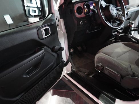 Used 2024 Jeep Wrangler Sport image 49