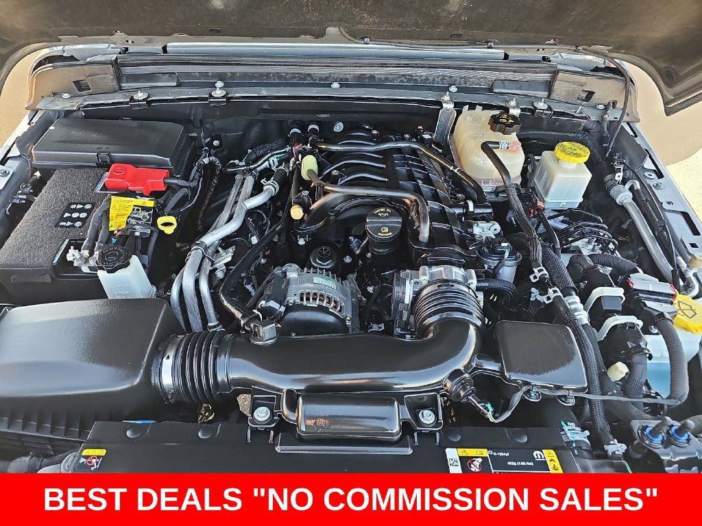 Used 2022 Jeep Gladiator Sport AWD/4WD image 31