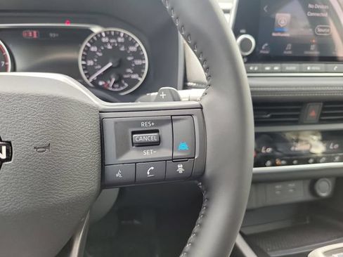Used 2026 Nissan Rogue Dark Armor FWD image 16