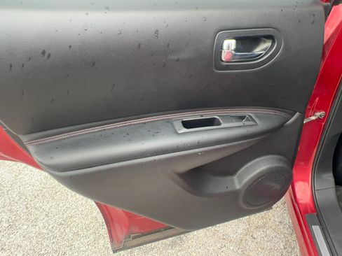 Used 2011 Nissan Rogue SV w/ SL Pkg FWD image 24