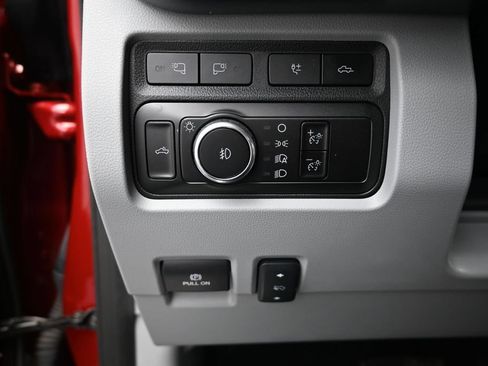 Used 2023 Ford F250 Limited AWD/4WD image 12