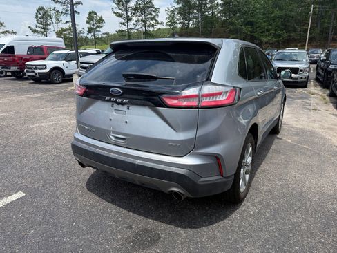 Used 2022 Ford Edge Titanium AWD/4WD image 7