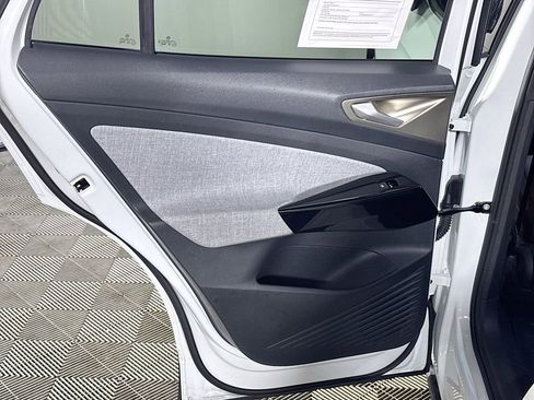 Certified 2024 Volkswagen ID.4 2WD image 20