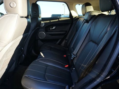Used 2018 Land Rover Range Rover Evoque HSE AWD/4WD image 17