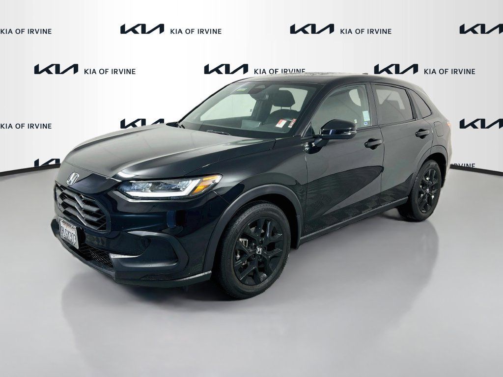 Used 2024 Honda HR-V Sport image 3