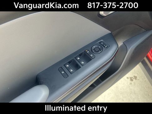 Certified 2025 Kia K4 FWD image 17