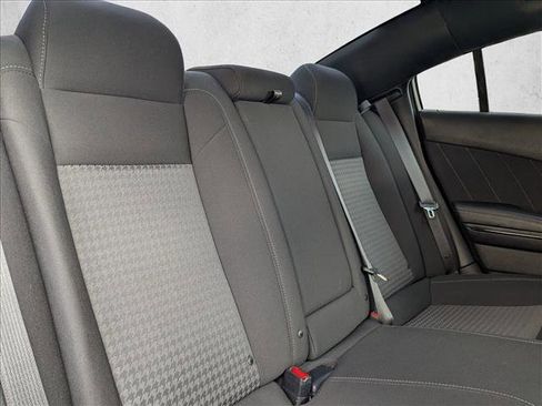 Used 2022 Dodge Charger R/T w/ Performance Handling Group image 19