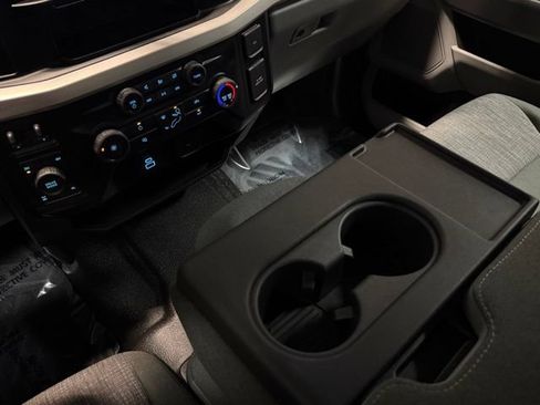 Used 2023 Ford F250 XLT w/ FX4 Off-Road Package AWD/4WD image 16
