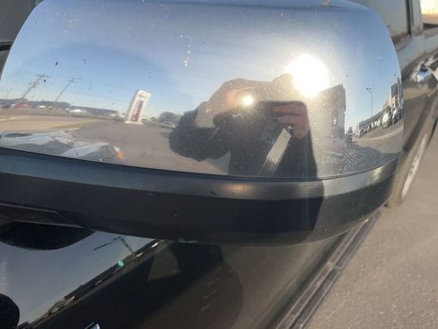 Used 2019 Toyota Tundra Platinum image 15