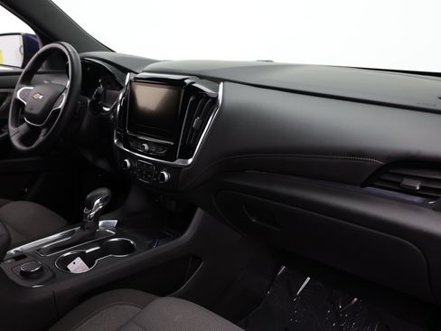 Used 2023 Chevrolet Traverse LT FWD image 44