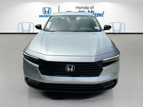 New 2025 Honda Accord SE image 2