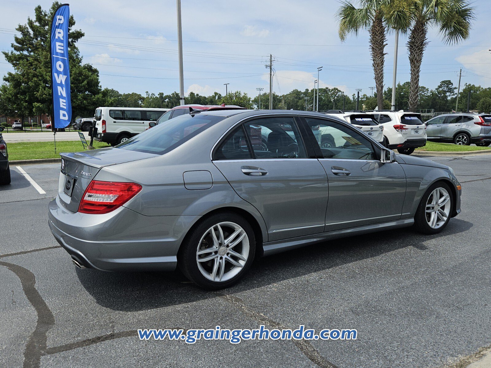 Used 2013 Mercedes-Benz C 300 4MATIC Sedan image 5