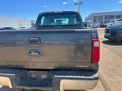 Used 2016 Ford F250 XL w/ XL Appearance Package AWD/4WD image 16