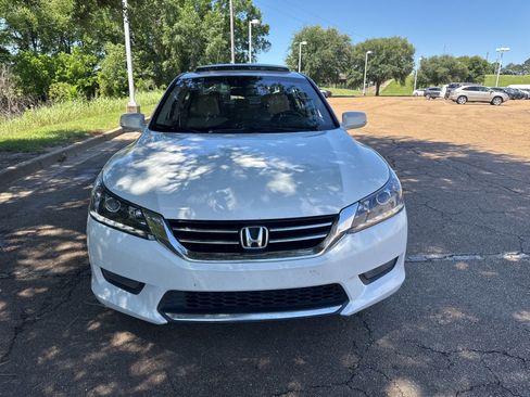 Used 2014 Honda Accord EX-L image 2