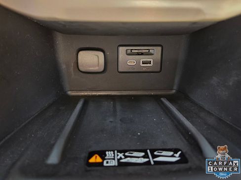 Used 2023 GMC Acadia Denali AWD/4WD image 32