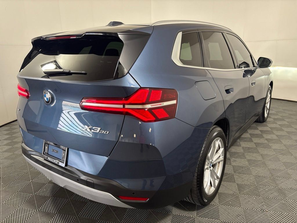 Certified 2025 BMW X3 xDrive30i w/ Convenience Package AWD/4WD image 5