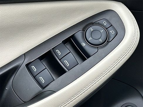 Used 2023 Buick Encore GX Essence w/ Experience Buick Package image 13