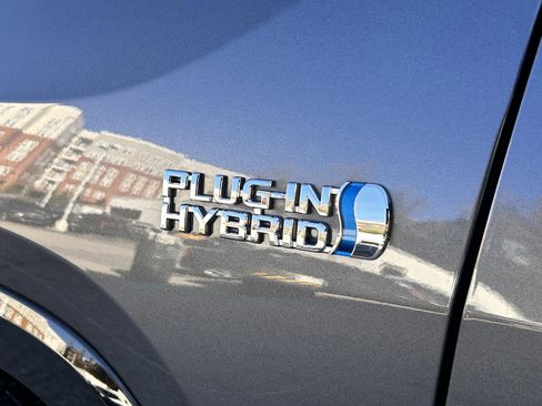 Used 2021 Toyota RAV4 XSE image 29