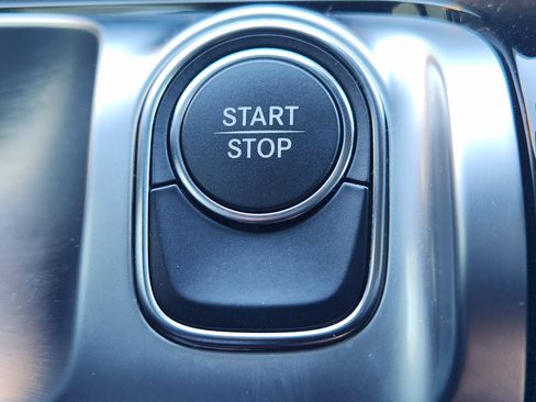 Used 2023 Mercedes-Benz EQB 300 300 image 22