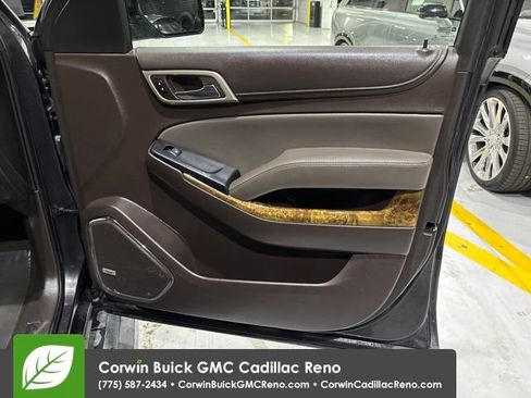 Used 2015 GMC Yukon XL Denali w/ Premium Package AWD/4WD image 19