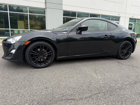 Used 2016 Scion FR-S RWD image 5