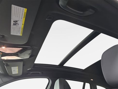 Certified 2024 BMW X3 xDrive30i w/ M Sport Package image 30