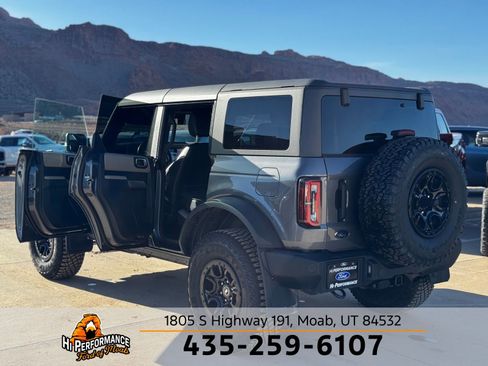 Used 2023 Ford Bronco Wildtrak image 43