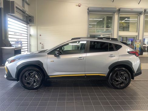 Used 2024 Subaru Crosstrek 2.5i Sport image 4